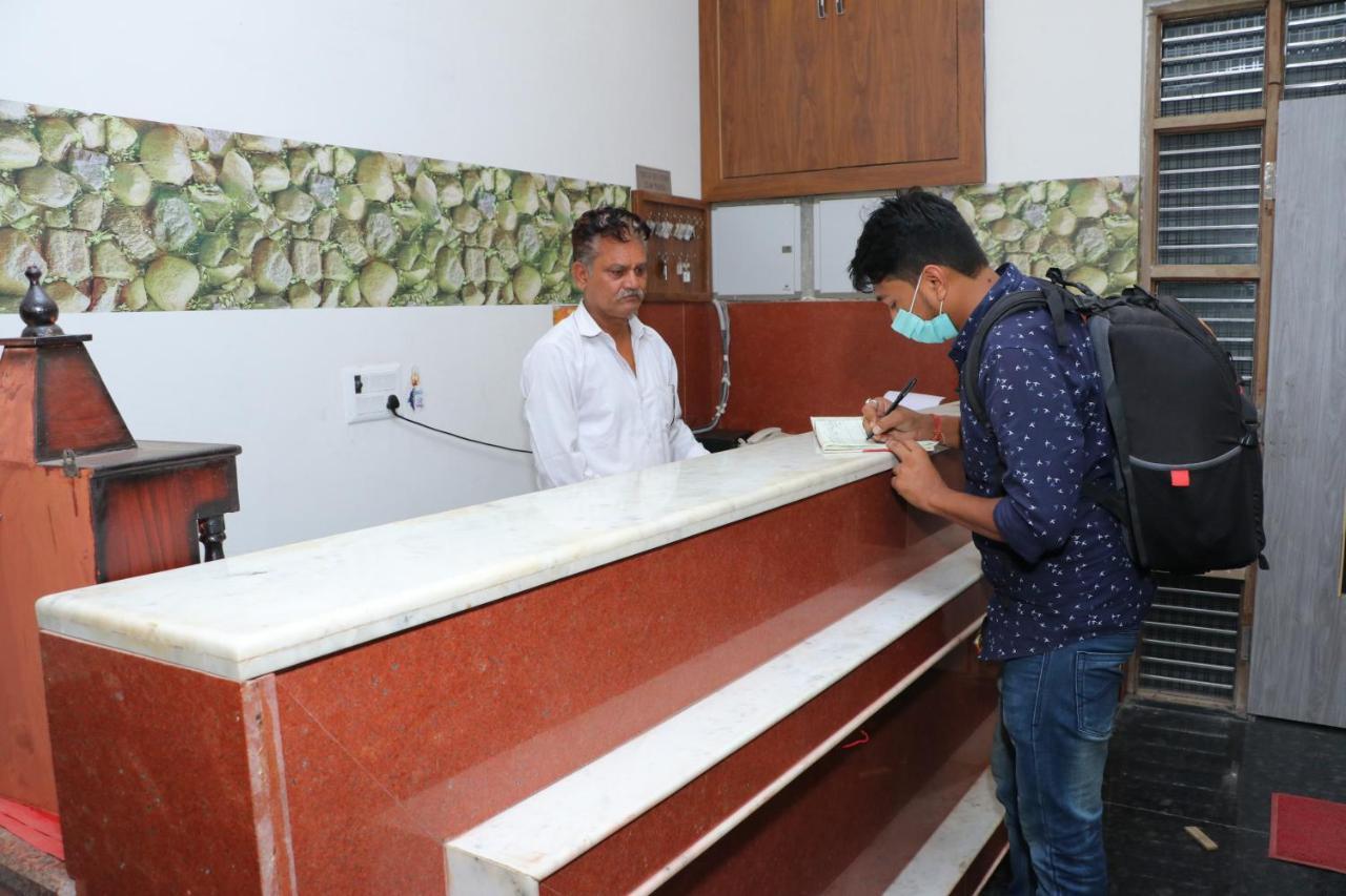 Hotel Kcr Agra (Uttar Pradesh) Eksteriør bilde